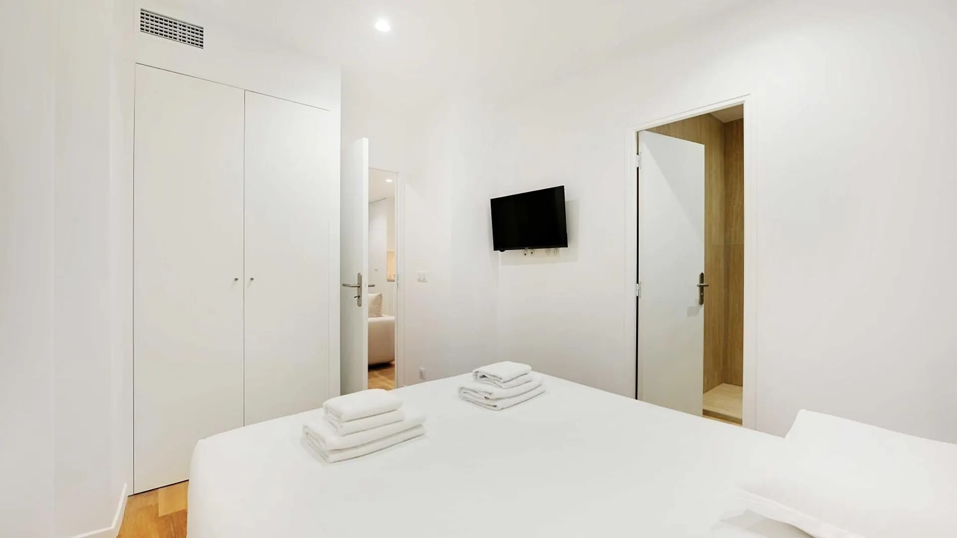 Authentic Apartment - 1Br-4P - Centre Pompidou Paris France